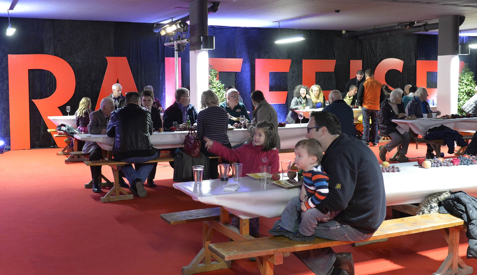 Raiffaisen Eroeffnung 5